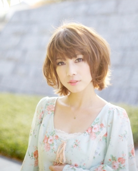 エアウェーブで魅せるくせ毛風グラボブスタイル